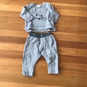 Two piece baby outfit